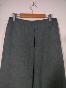 Dark Gray Trousers (Women&#39;s)