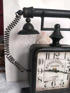 Retro Telephone Table Clock