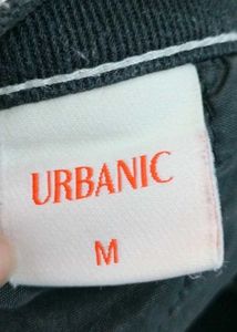black cargos