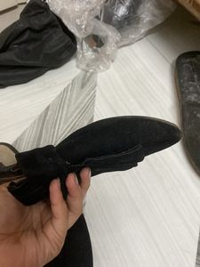 Shoe