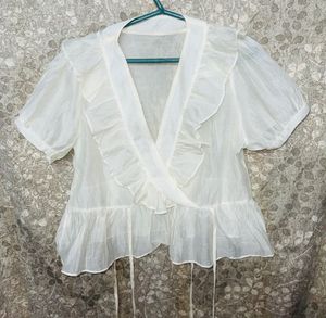 Sweet & Chic in Cream