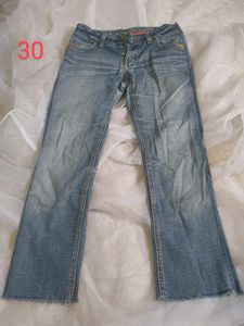 Straight Jeans