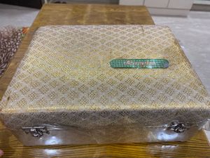Spacious Bangle Box/organizer