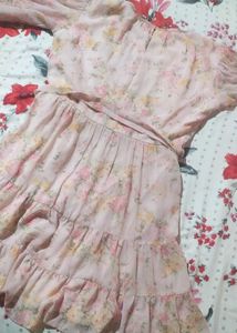 "Floral pastel dress – light, flowy, ,summer Vibes