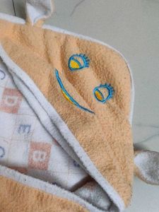 2Cute Hooded Baby Towel