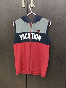Sleeveless Hoody
