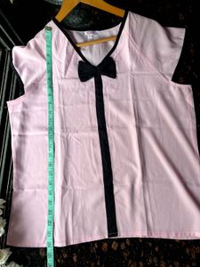 Cute bow pink top