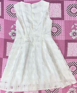 White Dress🦢