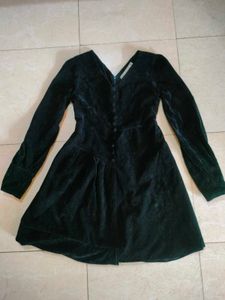 Classy Velvet Dress 🦁🪂🥷☄️🪐🕴️