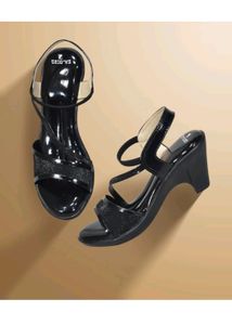 PRICE DECREASE New Womens Black Heel