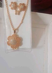 પેન્ડન્ટ ચેઈન