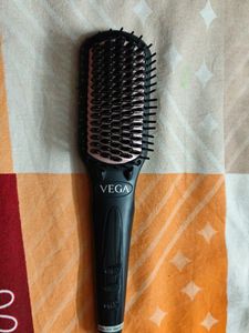 VEGA Black Shine Hair Straightener