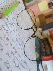 Round Black Frame Glasses