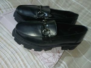 Buckled Heeled Horsebit Loafers