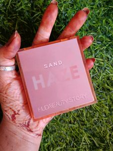 Huda Beauty Eyeshadow