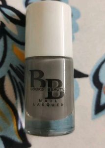 Looks Beauty Nail Lacquer
