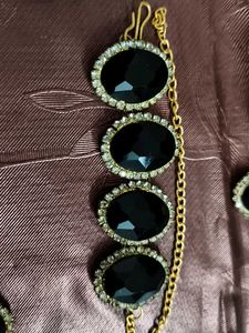 Stylish Black Stone neckpiece