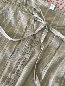 New Beautiful Striped Tie-Front Top