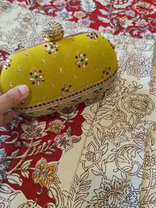 Oval Embroidery Stones Hand Clutch With Sling