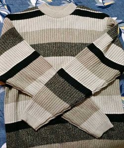 4 WOOLLEN T-SHIRTS