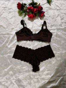 Lace Bra &amp; Panty Set