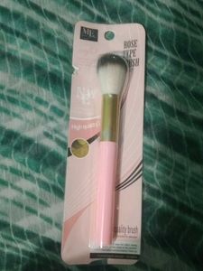 Rose Type Brush