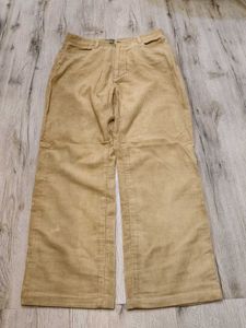 Ma2131 Gentry courdroi jeans waist 28-30 Inches