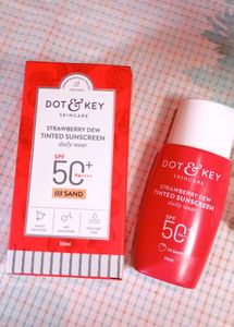 Dot &amp; Key Strawberry Dew Tinted Sunscreen