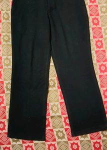 🖤 Solid Black Formal Trousers – Sleek & Versatile
