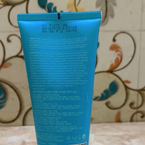 Dot &amp; Key Face Wash