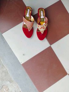 Red Ethnic Flats