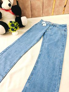 Stylish Light Wash Jeans