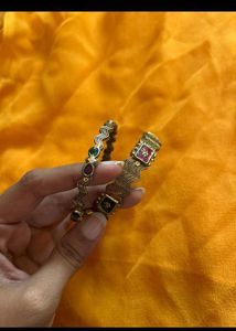 Set of 2 Gold Bangles