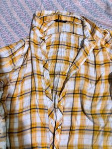 Plaid Flannel Shirt 💛