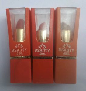 10 LIPSTICKS