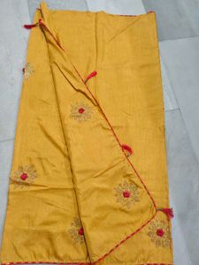 Ossum Mustard Saree With Red Unstitched Blouse Pc