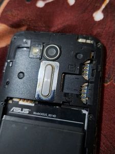 ASUS