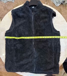 uniqlo Fleece Vest - Cozy &amp; Stylish