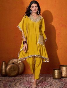 New Standard Beautiful Pakistani Kaftan Dress Full