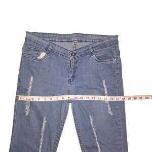 Sizzler Ripped Blue Denim Jeans Size: 34