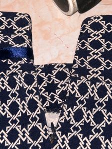 Navy &amp; White Patterned Skirt💙🤍