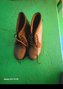 2Heels+1boot+5gifts🎁