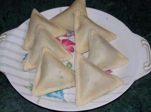 Karanji/ Samosa Maker