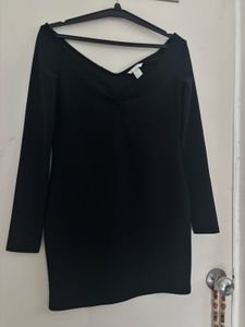 H&amp;M V NECK DRESS