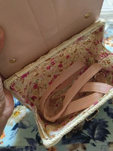 Mauritius Bamboo Offwhite Bag With Sling