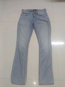 Light Wash Denim Jeans