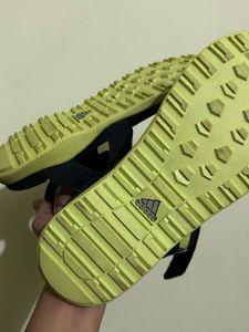 Adidas Floaters