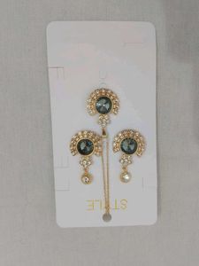 Imported STYLE necklace