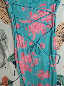 Floral sleeveless maxi dress