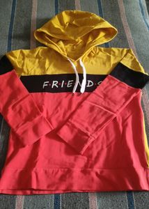 S-m  Size Crop T-shirt With Great Colour Combinati